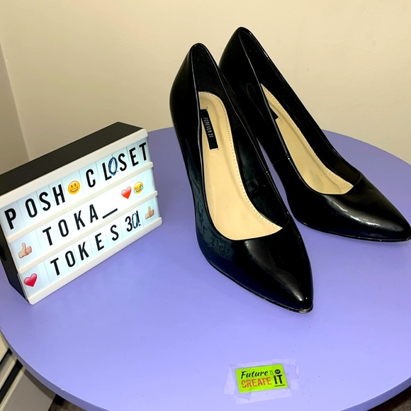 Forever 21 Shoes - ✨🆕BNWOB!Forever21 Black Shiny Pumps Sz 8-9!!NEVER WORN!BRAND NEW!!👠✨